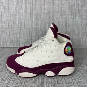 Nike Boys Air Jordan 13 Retro White & Purple Sz 1Y